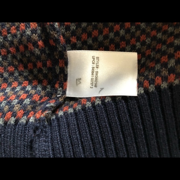 - Alan Flusser Cotton Classic V-Neck Sweater. - Picture 11 of 13